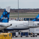 Illustration for article titled Jet Blue Apologizes After Refusing to Let Toddler Use Restroom